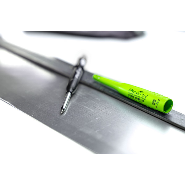 Строительный карандаш-чертилка по металлу Pica Dry Longlife 30800